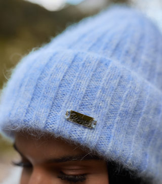 blue_cap